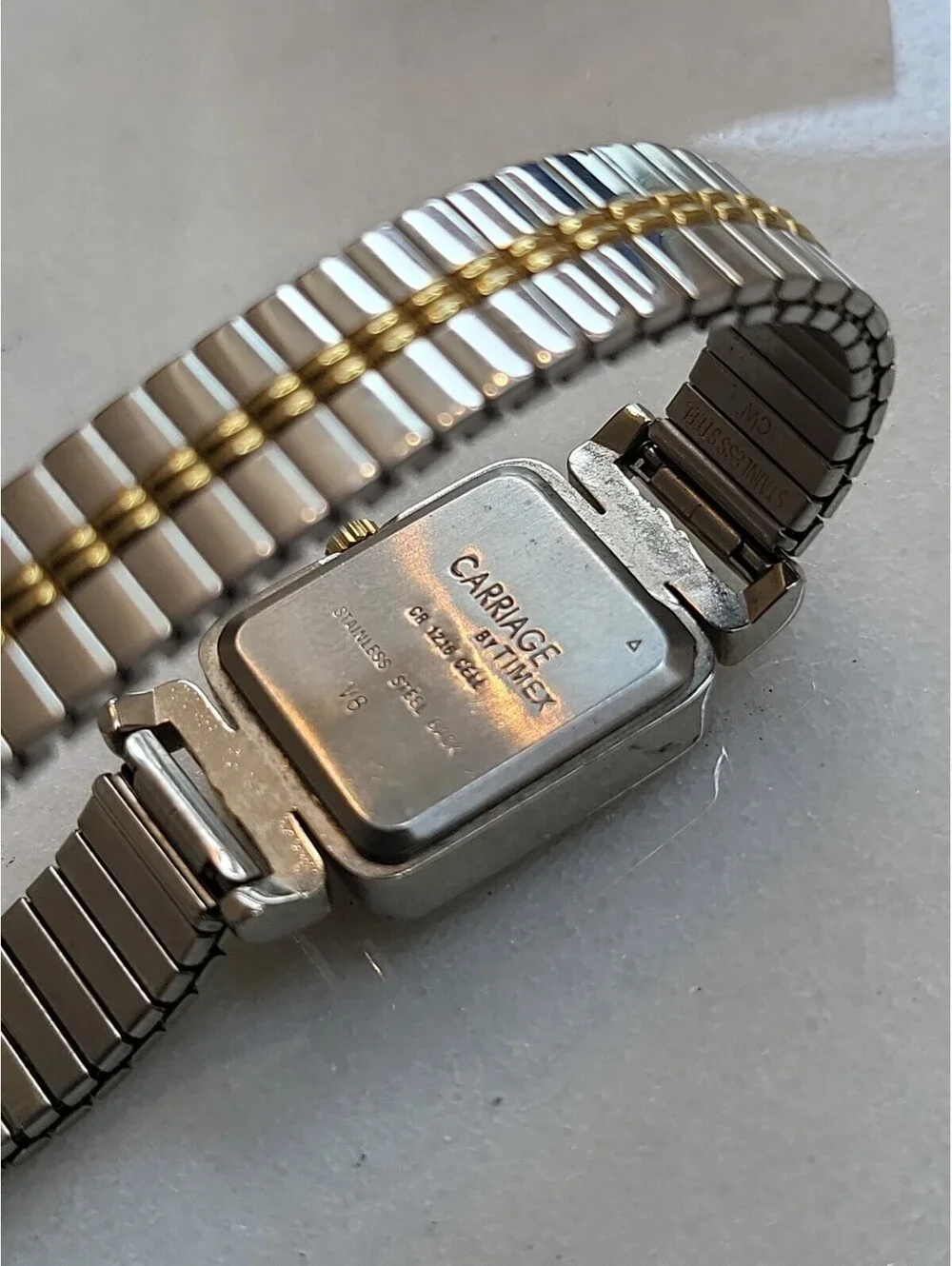 CARRIAGE WOMEN’S WATCH GOLDEN & SILVERTONE STRETCH BAND QUARTZ New Battery Works